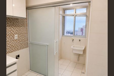 Área de serviço de apartamento para alugar com 3 quartos, 78m² em Parque Industrial, São José dos Campos