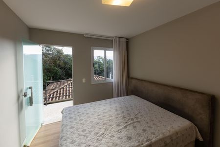 Casa de condomínio à venda com 2117m², 4 quartos e 8 vagas Casa de condomínio à venda com 2117m², 4 quartos e 8 vagasQuarto 2