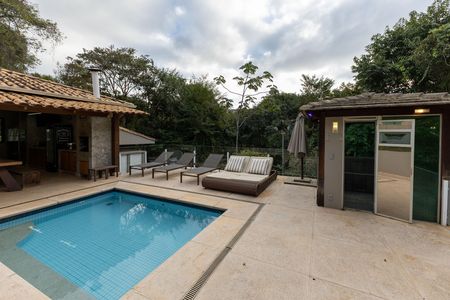 Casa de condomínio à venda com 2117m², 4 quartos e 8 vagas Casa de condomínio à venda com 2117m², 4 quartos e 8 vagasPiscina