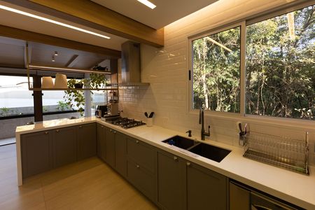 Cozinha de casa de condomínio à venda com 4 quartos, 2117m² em Passárgada, Nova Lima