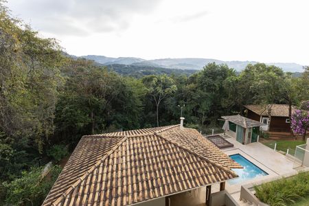Casa de condomínio à venda com 2117m², 4 quartos e 8 vagas Casa de condomínio à venda com 2117m², 4 quartos e 8 vagasVista da Suíte 2