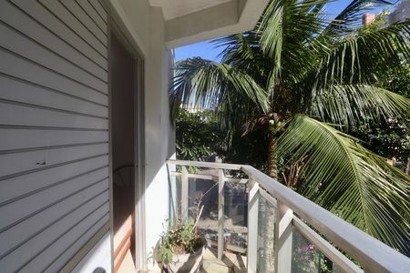 Apartamento para alugar com 73m², 2 quartos e 1 vaga Apartamento para alugar com 73m², 2 quartos e 1 vagaVaranda