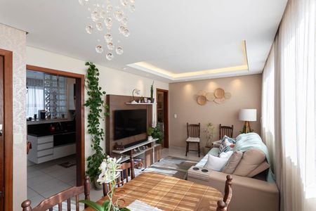 Sala de apartamento à venda com 3 quartos, 117m² em Planalto, Belo Horizonte