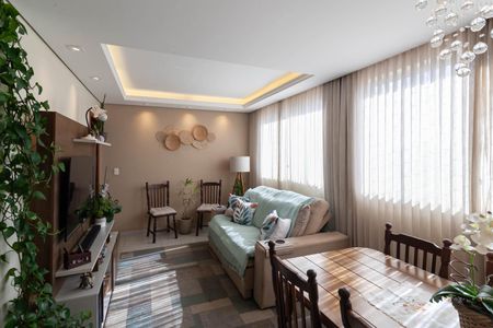 Sala de apartamento à venda com 3 quartos, 117m² em Planalto, Belo Horizonte