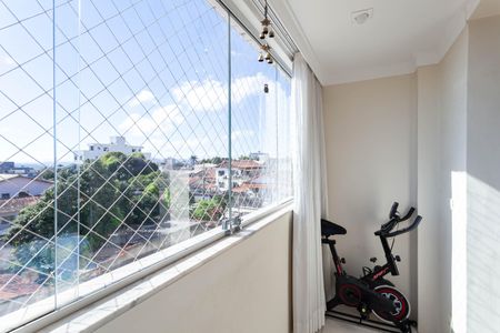 Apartamento à venda com 76m², 3 quartos e 2 vagas Apartamento à venda com 76m², 3 quartos e 2 vagasVaranda do quarto 2