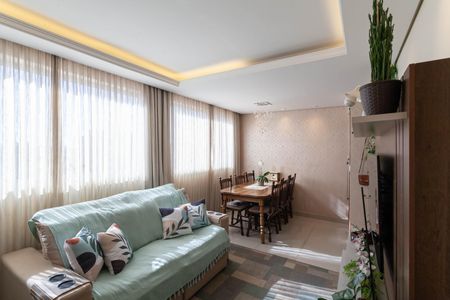 Apartamento à venda com 76m², 3 quartos e 2 vagas Apartamento à venda com 76m², 3 quartos e 2 vagasSala