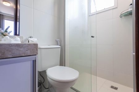Apartamento à venda com 76m², 3 quartos e 2 vagas Apartamento à venda com 76m², 3 quartos e 2 vagasBanheiro da suíte