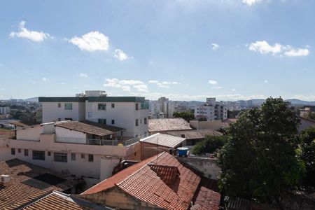 Sala - Vista de apartamento à venda com 3 quartos, 117m² em Planalto, Belo Horizonte