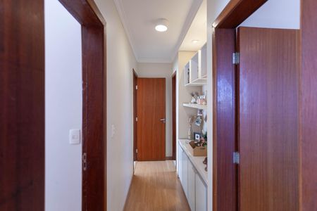 Apartamento à venda com 76m², 3 quartos e 2 vagas Apartamento à venda com 76m², 3 quartos e 2 vagasCorredor