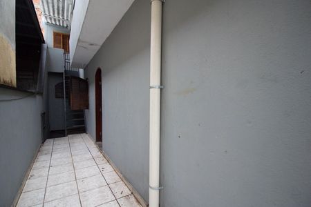 Casa à venda com 120m², 2 quartos e 1 vagaQuintal