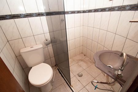 Casa à venda com 120m², 2 quartos e 1 vagaLavabo