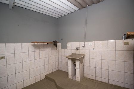 Casa à venda com 120m², 2 quartos e 1 vagaÁrea de Serviço