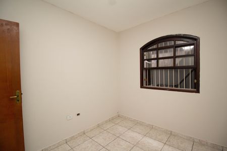 Quarto 1 de casa à venda com 2 quartos, 120m² em Jardim Jaragua (sao Domingos), São Paulo