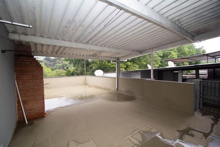 Casa à venda com 120m², 2 quartos e 1 vagaTerraço