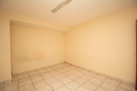 Casa à venda com 120m², 2 quartos e 1 vaga Suíte