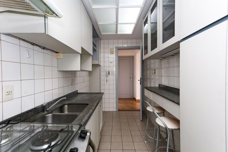 Apartamento à venda com 69m², 2 quartos e 1 vaga Apartamento à venda com 69m², 2 quartos e 1 vagaCozinha