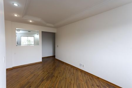 Apartamento à venda com 69m², 2 quartos e 1 vaga Apartamento à venda com 69m², 2 quartos e 1 vagaSala