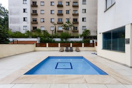 Apartamento à venda com 69m², 2 quartos e 1 vaga Apartamento à venda com 69m², 2 quartos e 1 vagaÁrea comum - Piscina