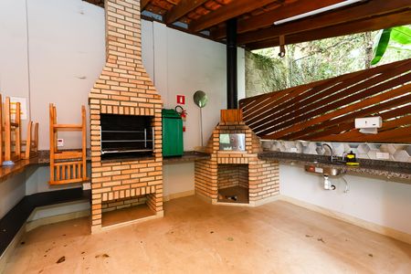 Apartamento à venda com 69m², 2 quartos e 1 vaga Apartamento à venda com 69m², 2 quartos e 1 vagaÁrea comum - Churrasqueira