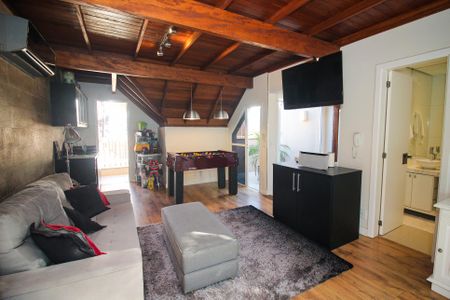 Casa de condomínio à venda com 220m², 4 quartos e 3 vagas Casa de condomínio à venda com 220m², 4 quartos e 3 vagasSuíte 3