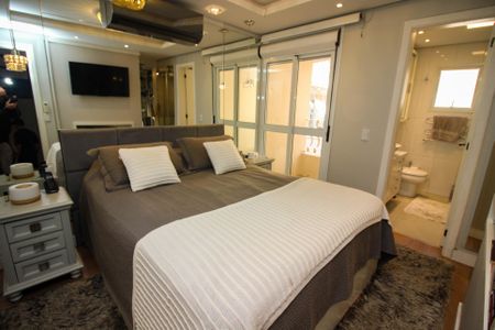 Casa de condomínio à venda com 220m², 4 quartos e 3 vagas Casa de condomínio à venda com 220m², 4 quartos e 3 vagasSuíte 1