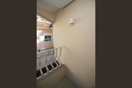 Casa de condomínio à venda com 220m², 4 quartos e 3 vagas Casa de condomínio à venda com 220m², 4 quartos e 3 vagasSacada da suíte 1