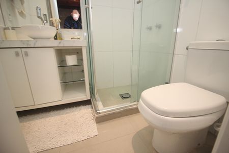 Casa de condomínio à venda com 220m², 4 quartos e 3 vagasBanheiro da Suíte 3