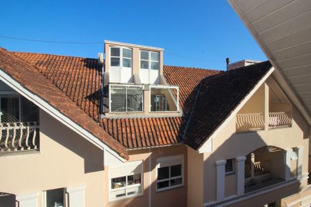 Casa de condomínio à venda com 220m², 4 quartos e 3 vagas Casa de condomínio à venda com 220m², 4 quartos e 3 vagasVista da Suíte 3