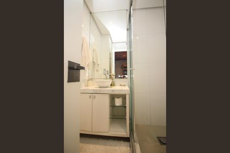 Casa de condomínio à venda com 220m², 4 quartos e 3 vagas Casa de condomínio à venda com 220m², 4 quartos e 3 vagasBanheiro da Suíte 3