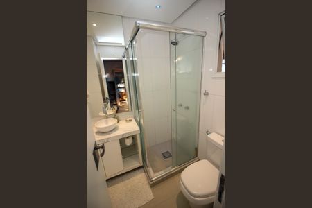 Casa de condomínio à venda com 220m², 4 quartos e 3 vagas Casa de condomínio à venda com 220m², 4 quartos e 3 vagasBanheiro da Suíte 3