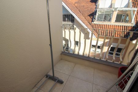 Casa de condomínio à venda com 220m², 4 quartos e 3 vagas Casa de condomínio à venda com 220m², 4 quartos e 3 vagasSacada da Suíte 3