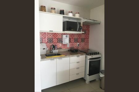 Cozinha de kitnet/studio para alugar com 1 quarto, 45m² em Jacarepaguá, Rio de Janeiro