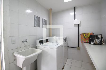 Studio para alugar com 45m², 1 quarto e 1 vaga Studio para alugar com 45m², 1 quarto e 1 vagaÁrea externa