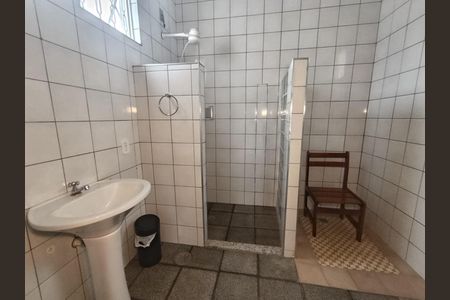 Casa para alugar com 150m², 5 quartos e 3 vagasBanheiro