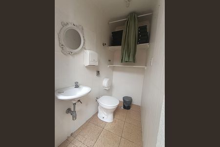 Casa para alugar com 150m², 5 quartos e 3 vagasBanheiro Externo 