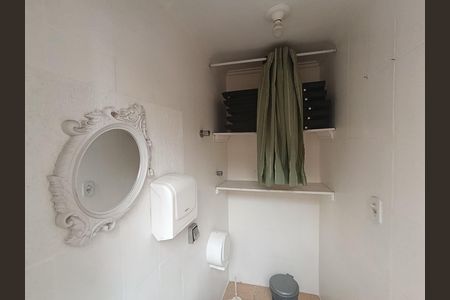 Casa para alugar com 150m², 5 quartos e 3 vagasBanheiro Externo 