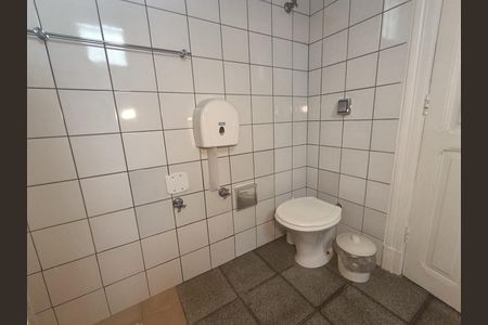 Casa para alugar com 150m², 5 quartos e 3 vagasBanheiro