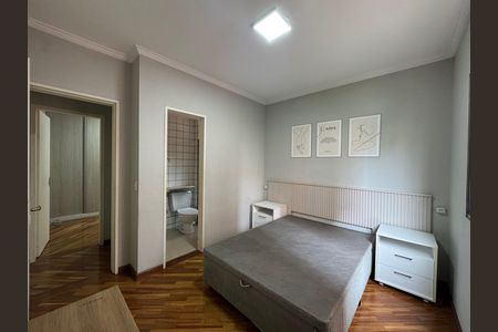 Suíte  de apartamento para alugar com 3 quartos, 72m² em Piratininga, Osasco