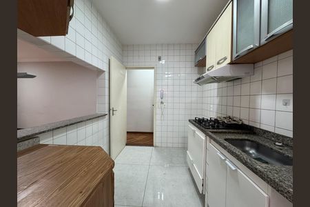 Apartamento à venda com 72m², 3 quartos e 2 vagas Apartamento à venda com 72m², 3 quartos e 2 vagasCozinha