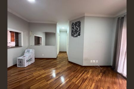 Sala de apartamento para alugar com 3 quartos, 72m² em Piratininga, Osasco
