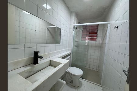 Apartamento à venda com 72m², 3 quartos e 2 vagas Apartamento à venda com 72m², 3 quartos e 2 vagasBanheiro 2