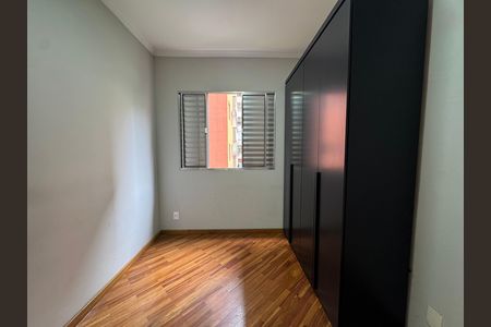 Apartamento à venda com 72m², 3 quartos e 2 vagas Apartamento à venda com 72m², 3 quartos e 2 vagasQuarto 2