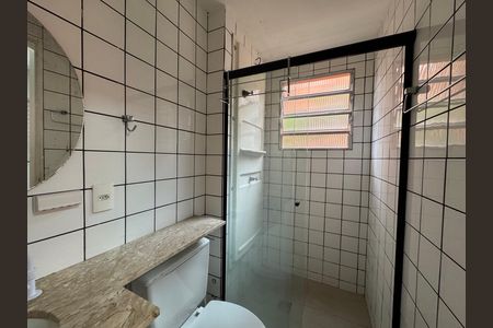 Apartamento à venda com 72m², 3 quartos e 2 vagas Apartamento à venda com 72m², 3 quartos e 2 vagasBanheiro da Suíte