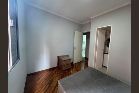 Apartamento à venda com 72m², 3 quartos e 2 vagas Apartamento à venda com 72m², 3 quartos e 2 vagasSuíte