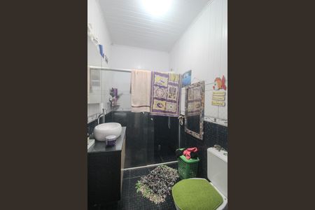 Banheiro de casa à venda com 4 quartos, 221m² em Tristeza, Porto Alegre