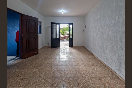 Casa para alugar com 4 quartos, 120m² em Conjunto Habitacional Turistica, São Paulo