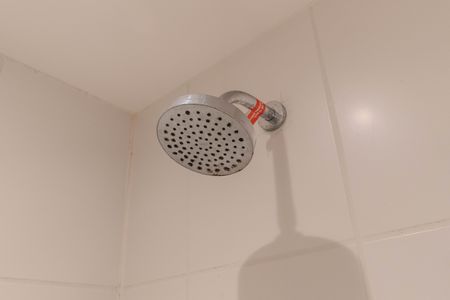 Banheiro de kitnet/studio para alugar com 1 quarto, 20m² em Bela Vista, São Paulo