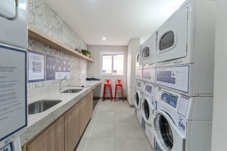 Studio para alugar com 20m², 1 quarto e sem vaga Studio para alugar com 20m², 1 quarto e sem vagaLavanderia