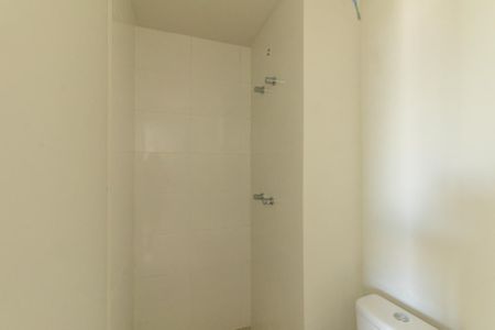 Apartamento à venda com 31m², 1 quarto e 1 vaga Apartamento à venda com 31m², 1 quarto e 1 vagaBanheiro da Suite
