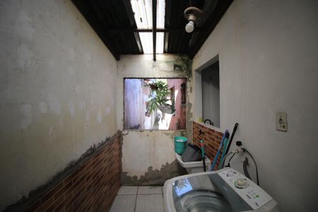 Casa à venda com 168m², 2 quartos e 1 vagaÁrea de Serviço